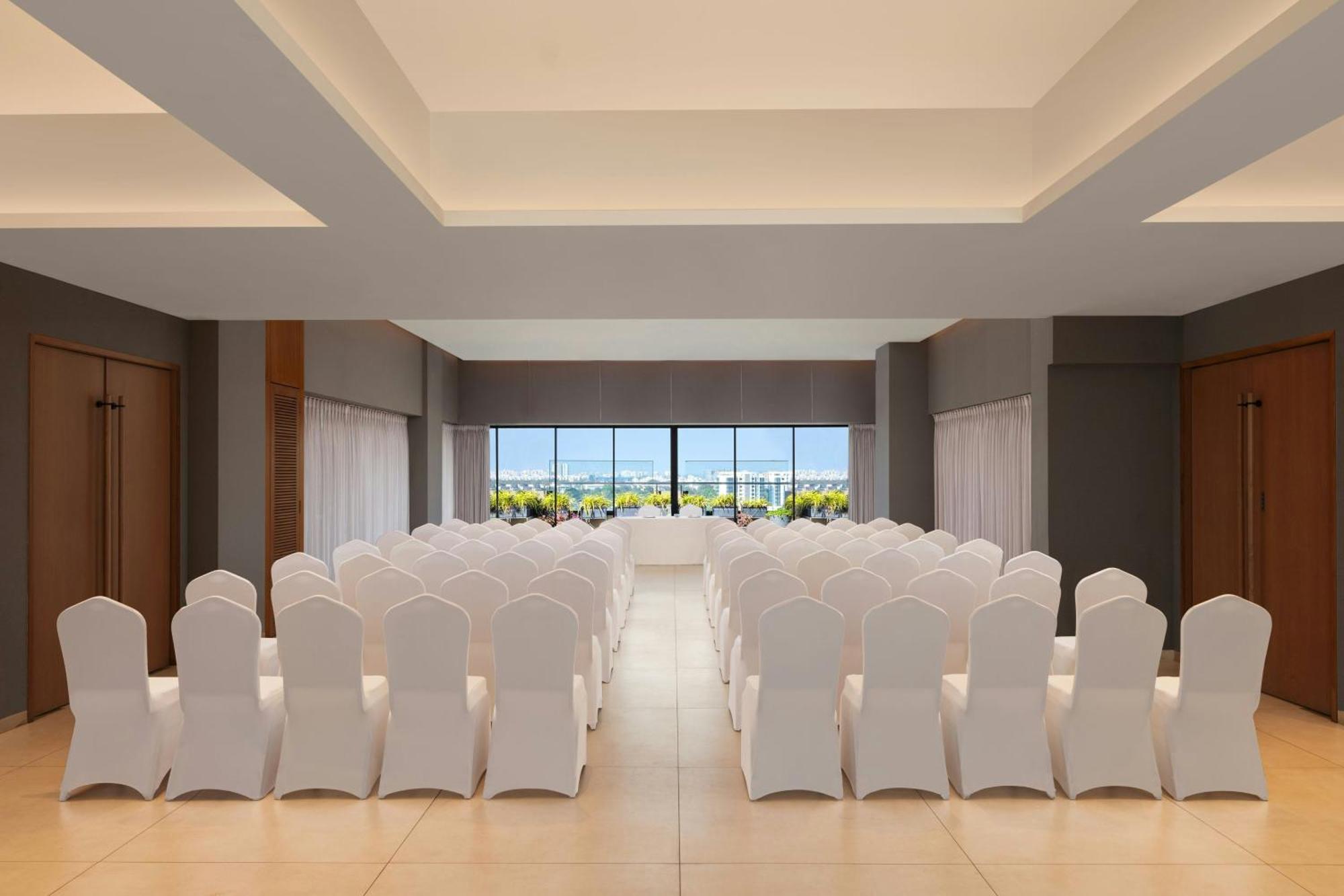 Fairfield By Marriott Vadodara Exterior foto